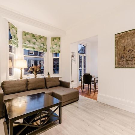 Lovely 2 Bedroom Flat In The Heart Of Chelsea Londres Exterior foto