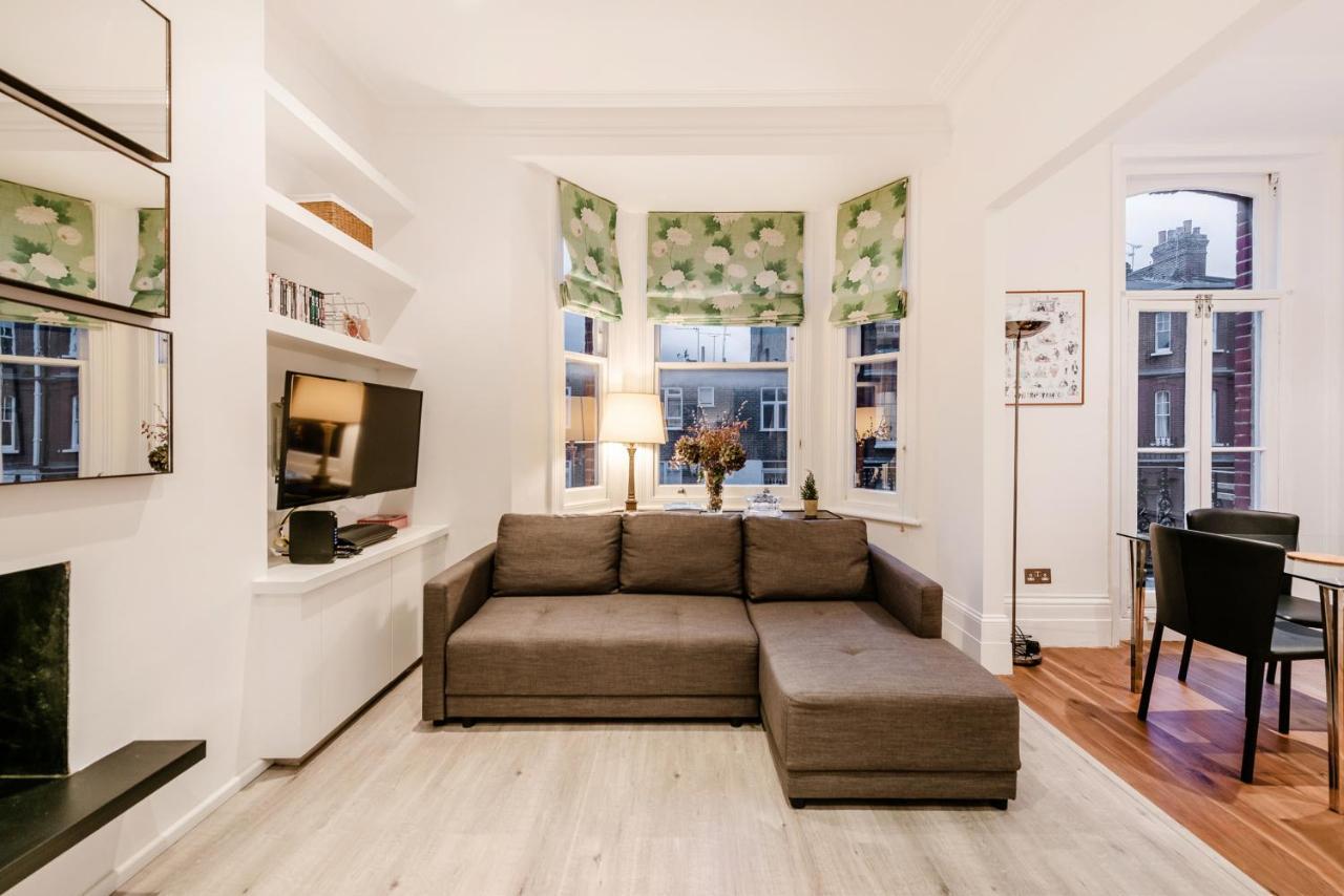 Lovely 2 Bedroom Flat In The Heart Of Chelsea Londres Exterior foto